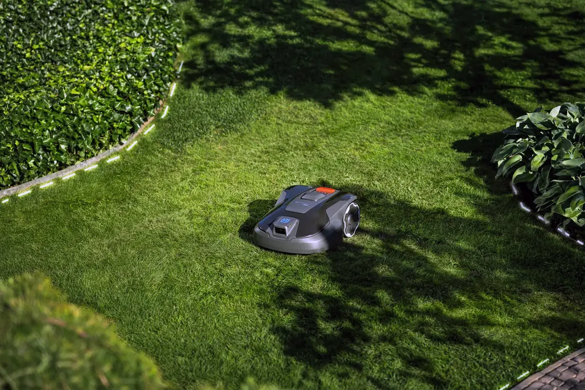 Husqvarna Automower 312V AI vision tehnologija za prepoznavanje predmetov
