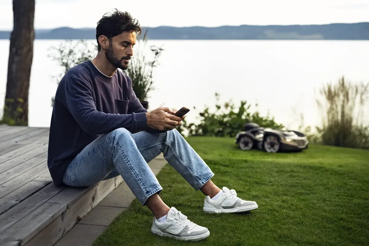 Husqvarna - pametna robotska kosilnica, ki jo krmilite z automower aplikacijo kar na vašem telefonu