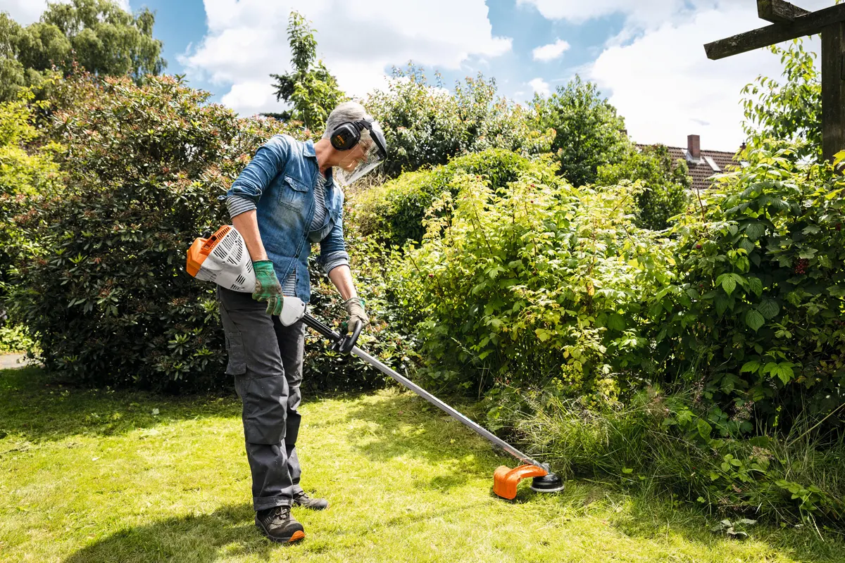 Stihl FS 131 - zmogljiva motorna kosa za zahtevne terene