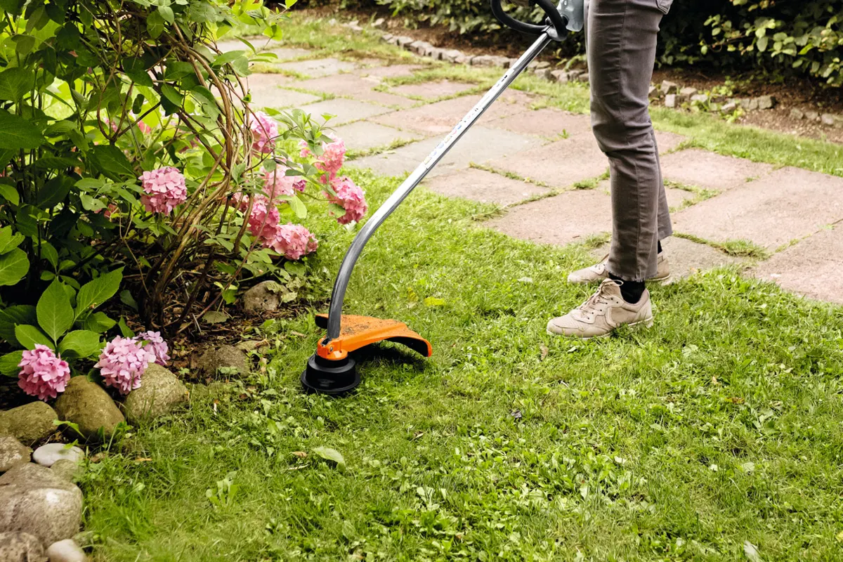 STIHL FS 120 R - robustna motorna kosa